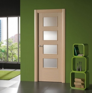 Modelo de puerta interior MODELO 7300 4V de Puertas José Marco